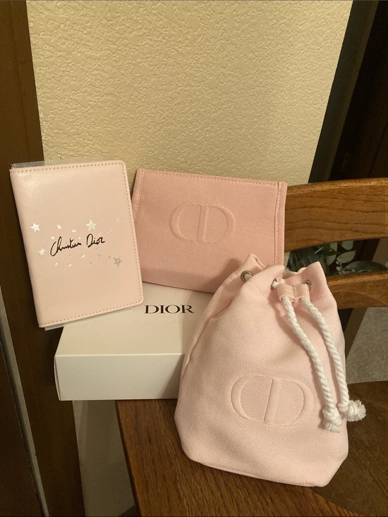 Dior Handbags - Dior Beaute/Parfums Christian Dior Passport Holder, Pouch & Mini Bucket Bundle